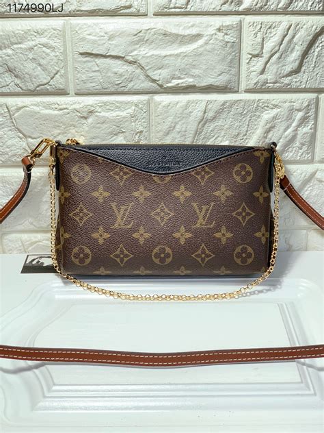 Louis Vuitton crossbody with chain